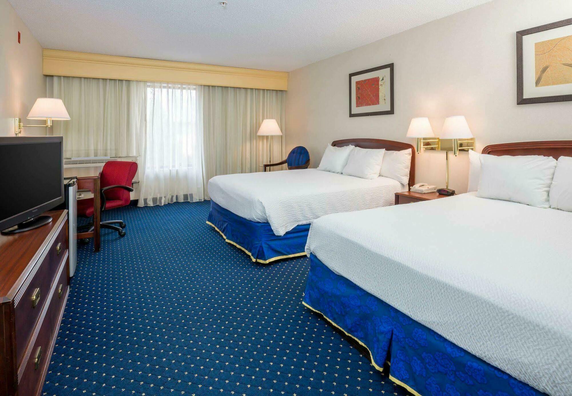 Hotel Courtyard By Marriott Dayton North Exterior foto